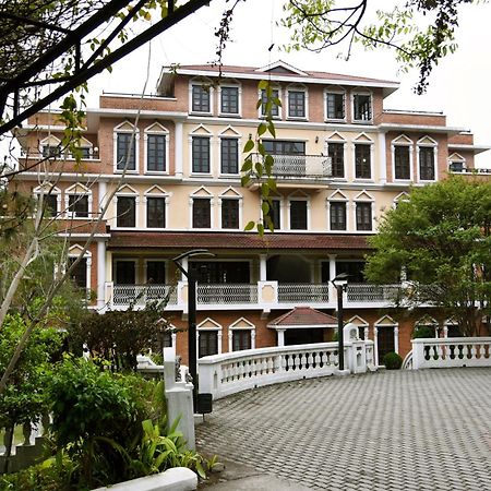 Park Village Resort By Kgh Group Katmandu Dış mekan fotoğraf